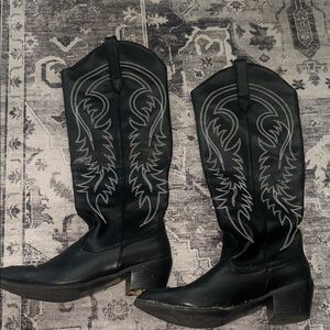 Black Embroidered Western Cowboy Boots